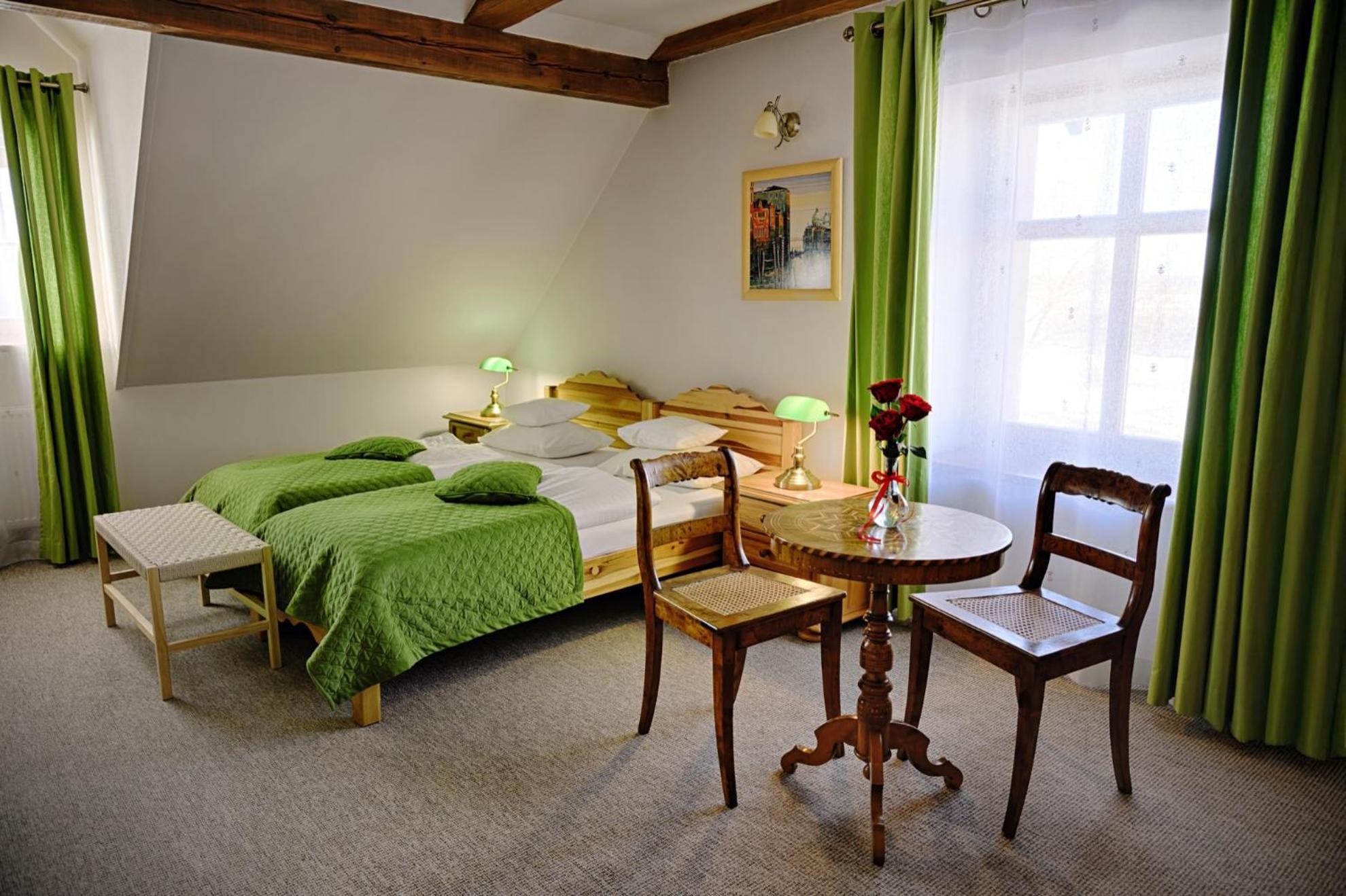 Zabi Dwor - Hotel - Restauracja - Spa Zielona Góra Esterno foto