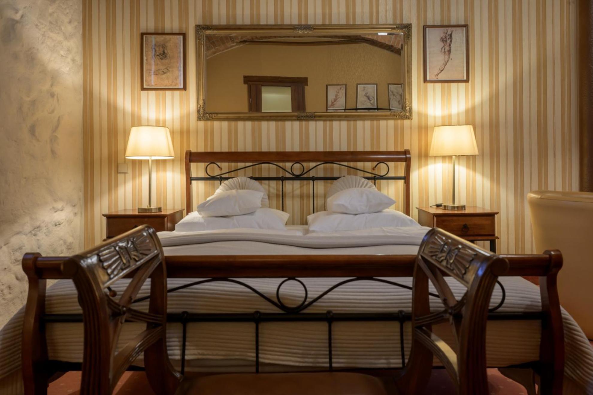 Zabi Dwor - Hotel - Restauracja - Spa Zielona Góra Esterno foto